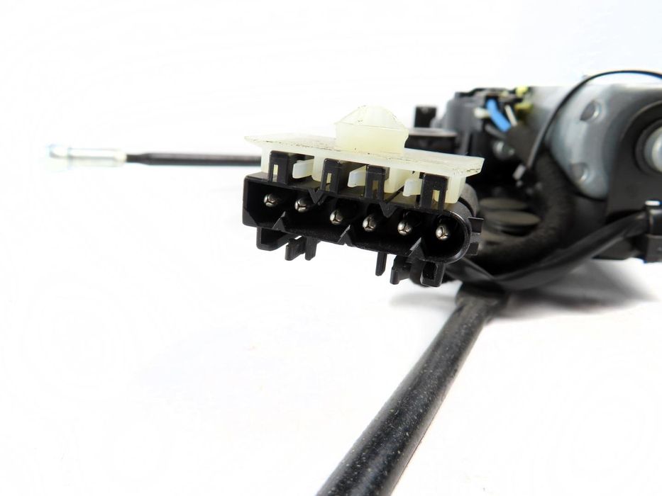 Motor Da Capota Bmw 1 Convertible Ref: 67617174798/0390203407