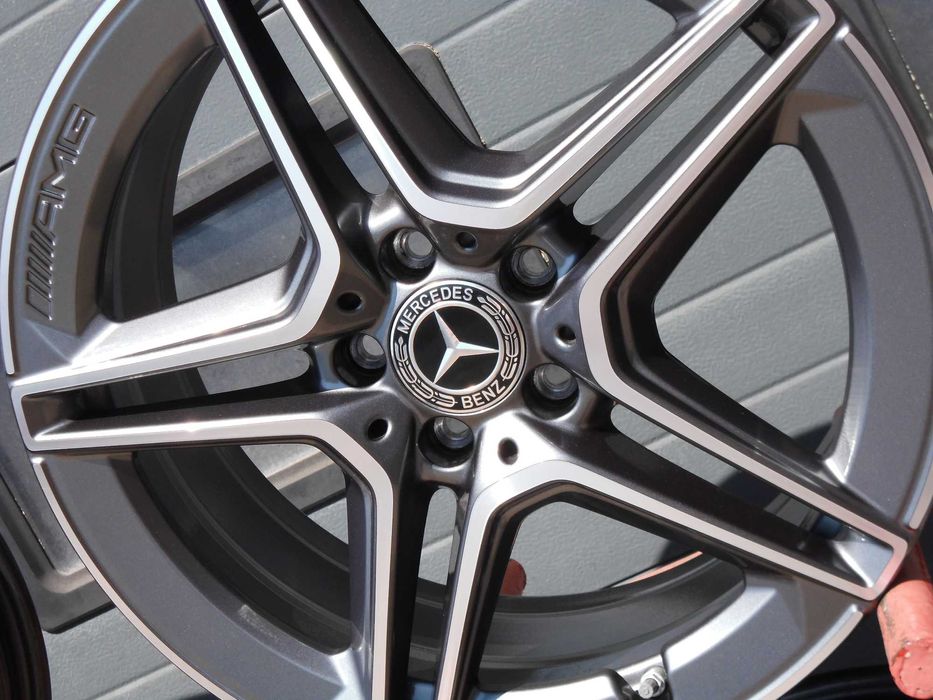 Felgi aluminiowe 19 5x112 Oryg Mercedes GLA H247 GLB X247 AMG TPMS