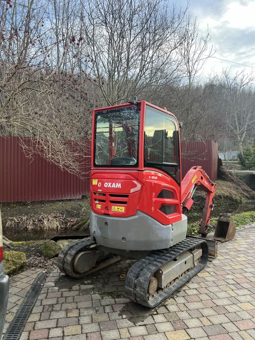 Мініескаватор Volvo ECR 25 D