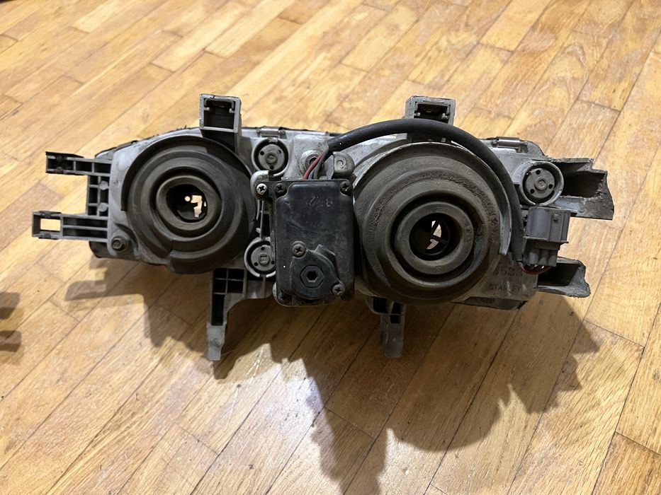Передні фари Honda Accord 4 (CB/CB7).