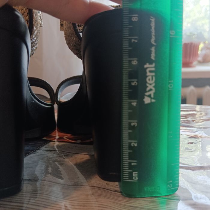 Босоножки женские кожаные 23см.