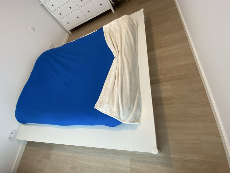 Cama de Casal baixa estilo Japonês