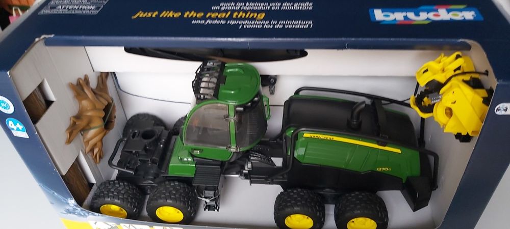 Bruder ,NOVO john deere