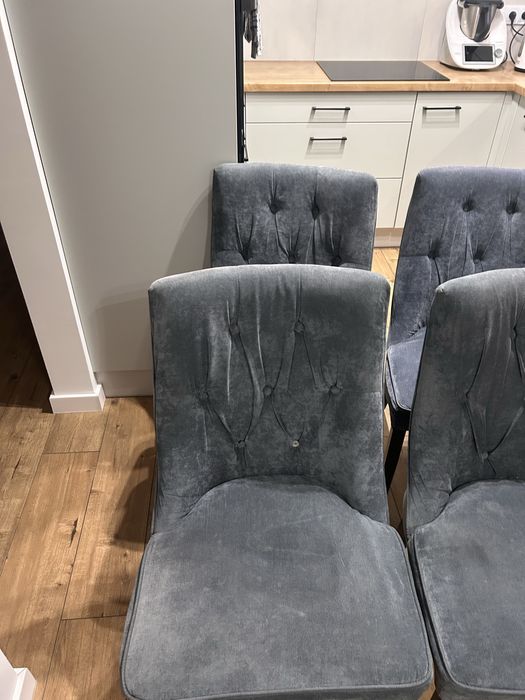 Krzesła velvet tapicerowane  4 szt kpl