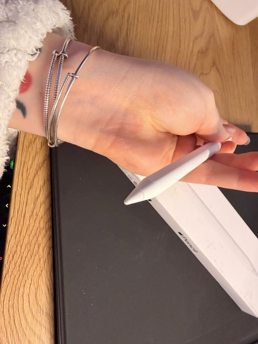 Apple pencil USB-C nowy