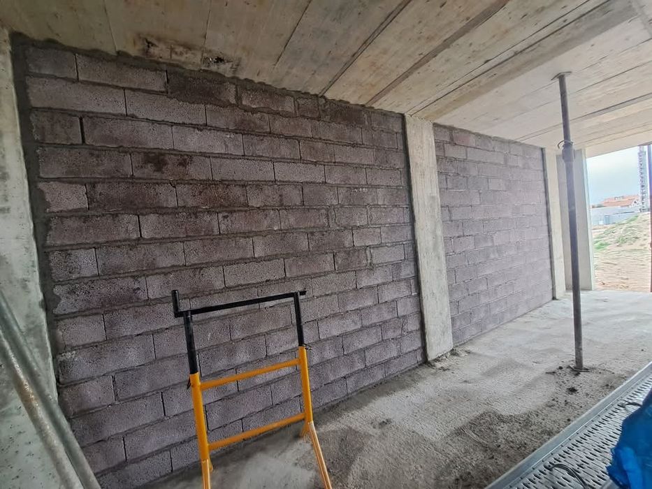 Remodelações interior e exterior, pequenos reparos e manutenção