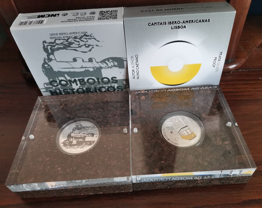 Conjunto 2 moedas proof Prata  -Ibero Americana (Elétrico e comboio)