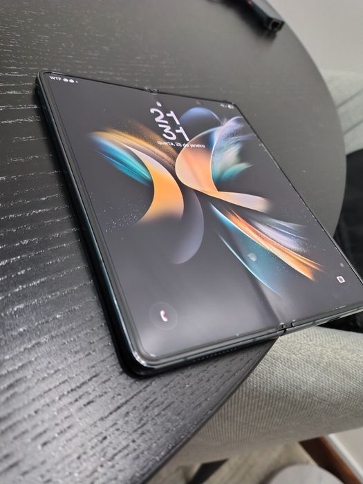 Samsung Galaxy Z Fold 4  256 Gb  12GB RAM C/Novo
Ver descrição