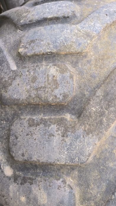 Opony przemysłowe 12.5/80-18