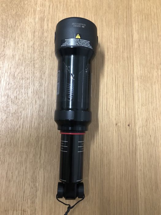 Rock Shox Deluxe Select R (185x55) trunnion