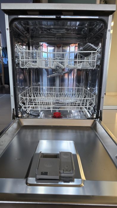 Zmywarka Sharp QW-GX12F492S