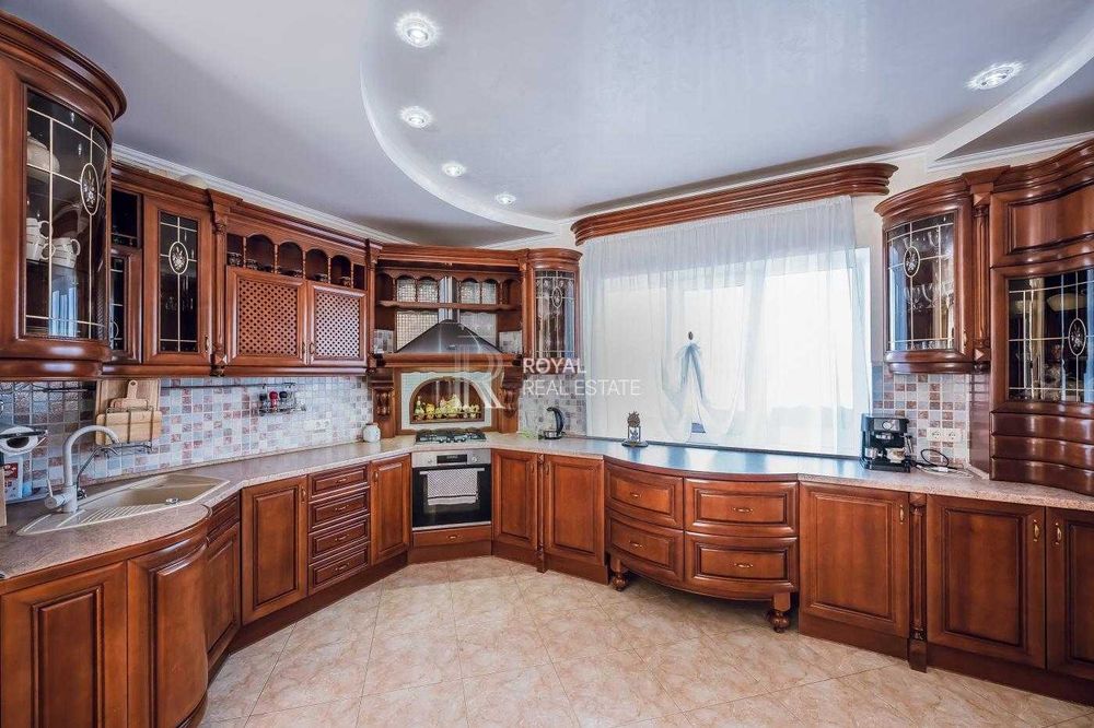 Продаж Будинок 390м2 7кімн 31 сотка Березівка Бучанський район Газ Басейн Сауна Бомбосховище