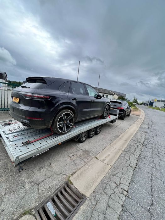 Servico Transporte carros de luxo/corrida/ barcos/embarcaçoes/avioneta