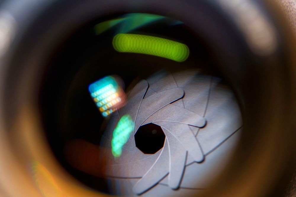 Sony 85mm f/1.8 – Como Nova (com caixa)