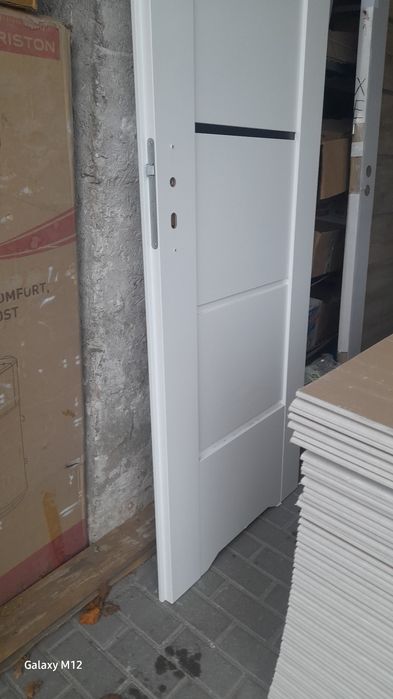 Drzwi łazienkowe  80 lewe.