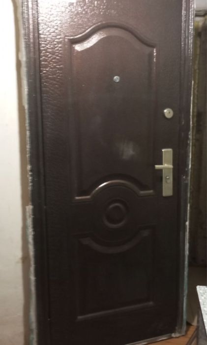 Двері вхідні  металеві 860*2050 см