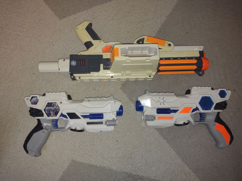 Pistolety Starr Wars