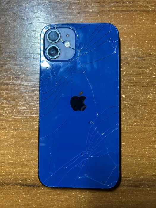 Iphone 12, 80% АКБ. 64GB
