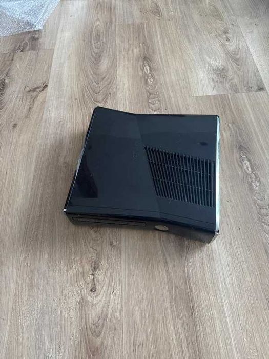 Microsoft Xbox 360 Slim