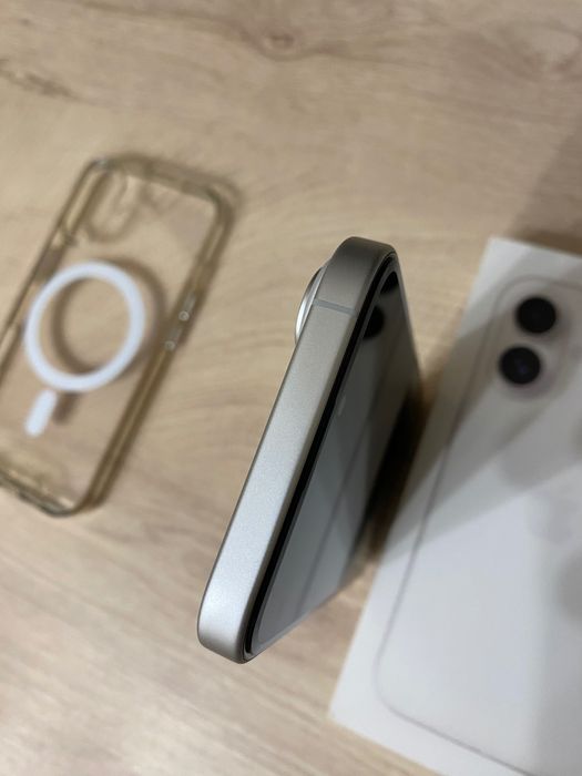 iPhone 16 128gb sim идеал