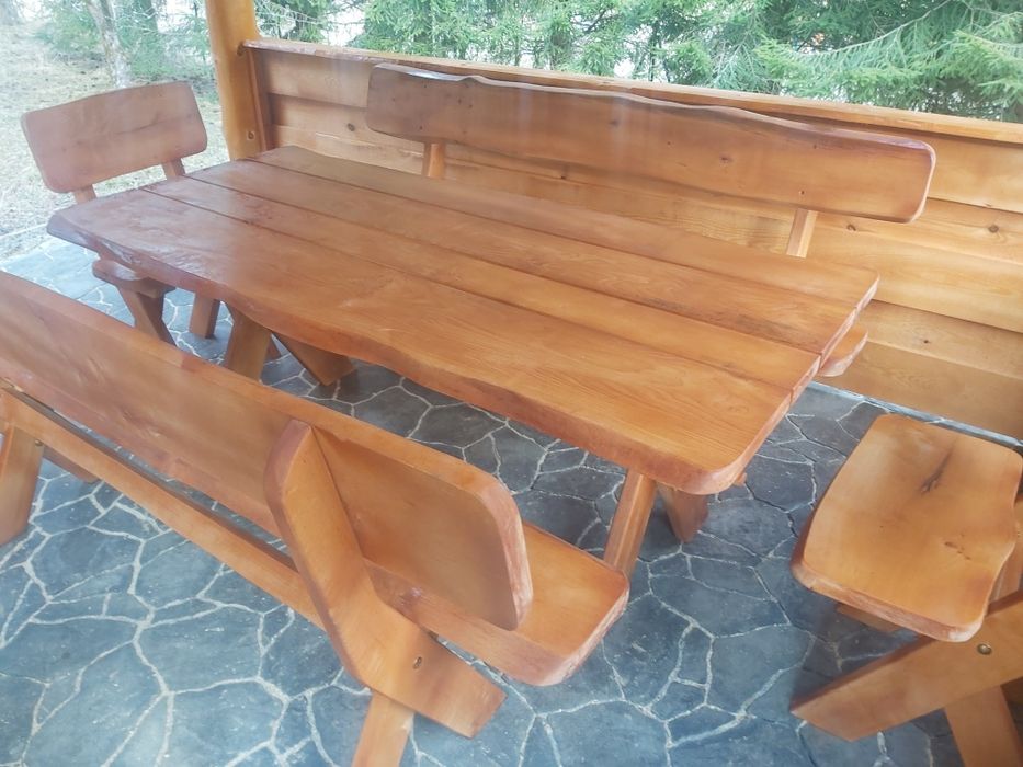 Meble ogrodowe do altany