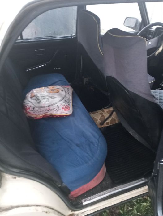 Продам машину ваз 2107