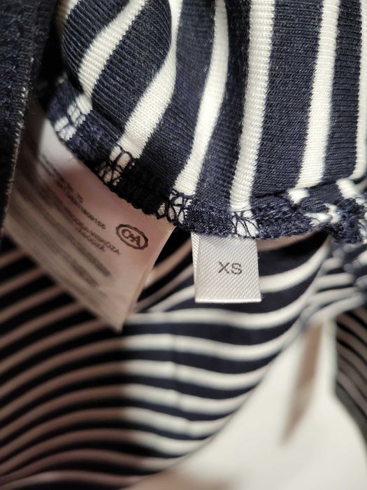 Camisola Preta às Riscas C&A