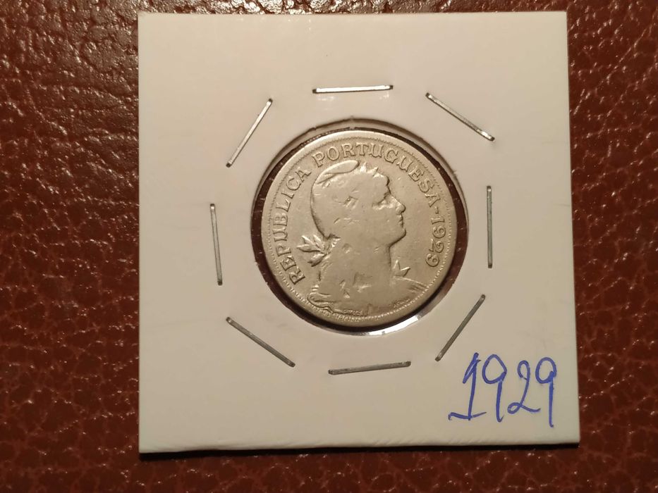 241 Portugal - moeda de 50 centavos de 1929 alpaca