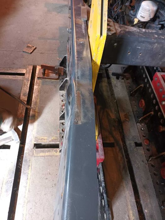 Usługa prostowania ram samochodowych. Przedłużanie, skracanie.