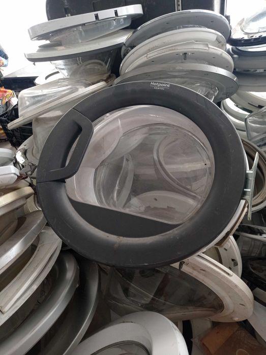 Porta de máquinas de roupa