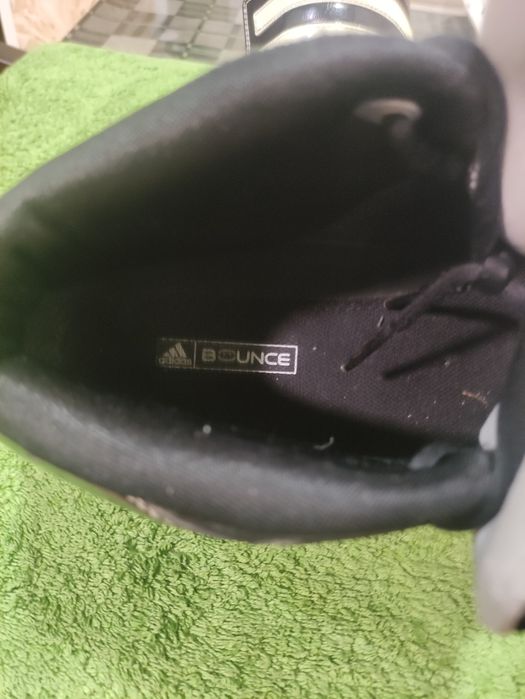 Баскетбольні кросівки BOUNCE ADIDAS  47р.