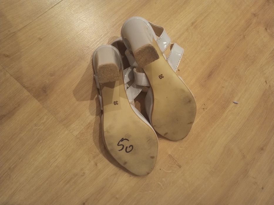 Buty damskie na obcasie ELIZE r.39
