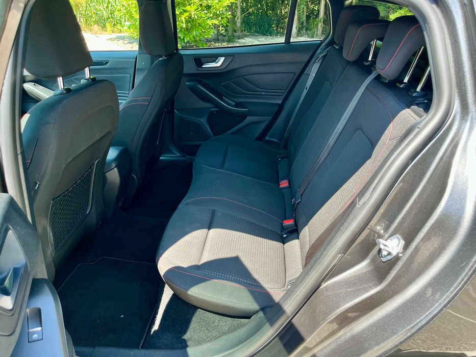 Ford Focus SW — fotografia 9