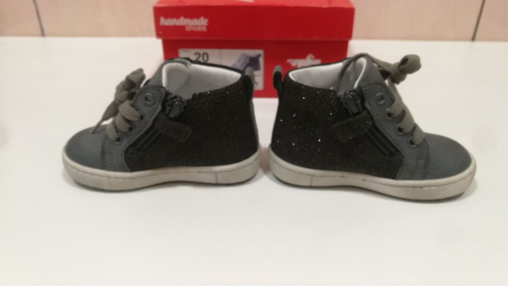 Buty dziecięce Emel E2624-11 nowe