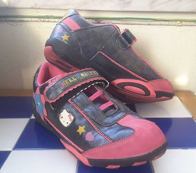 Ténis Hello Kitty - Nr 39 (Como NOVOS!)