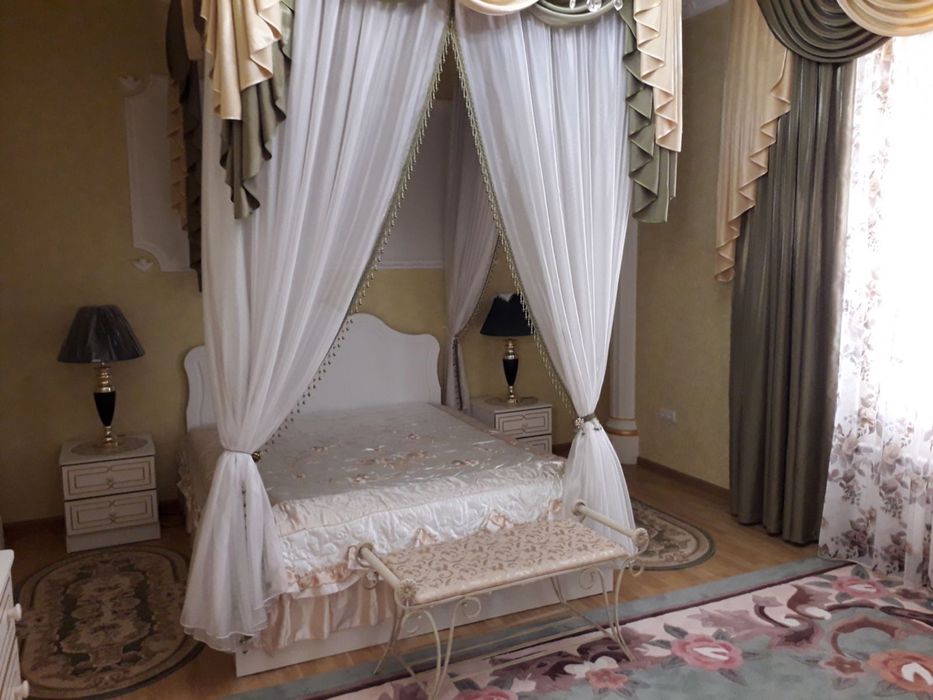 Продаж будинку на Богунії