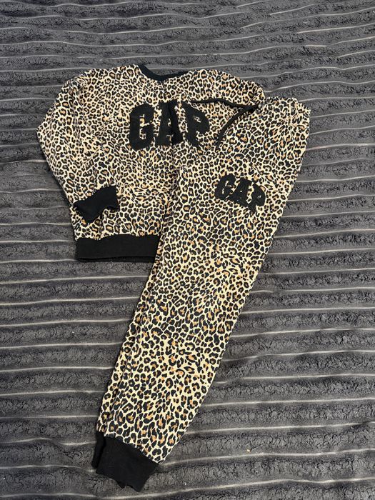 костюм Gap на девочку