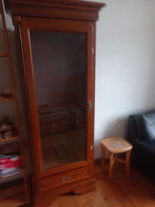 Witryna szklana drewniana, drewwnopodobna, ŁADNA