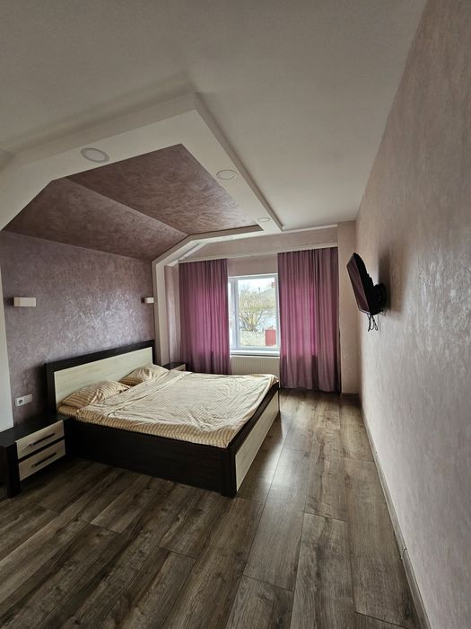 Сучасні просторі апартаменти в м. Кам'янець-Подільський. Власник!