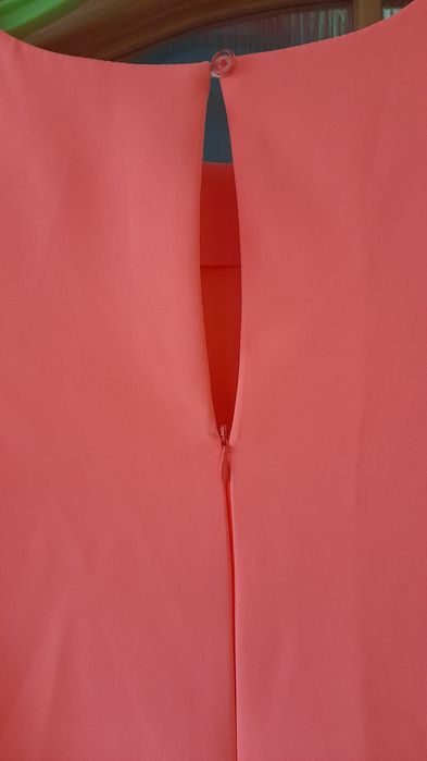 Sukienka przed kolano