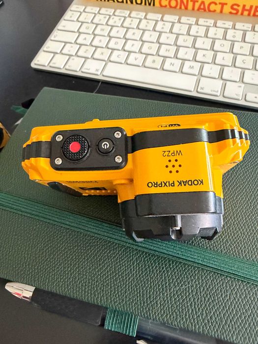 Kodak PIXPRO WPZ2 amarela — Câmara digital com caixa
