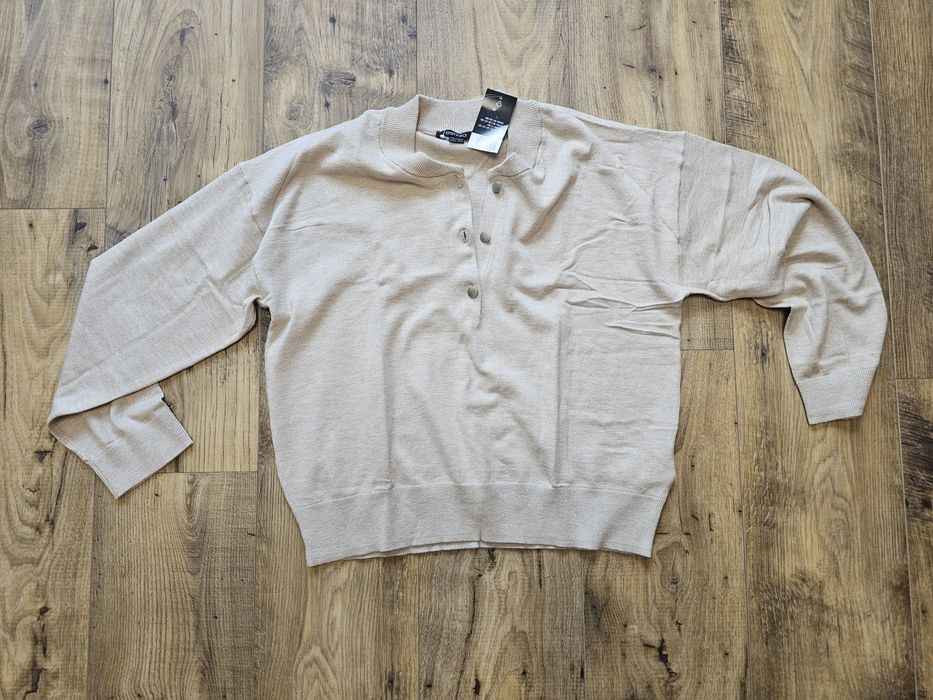 Nowy sweter sweterek z delikatnej dzianiny Esmera M