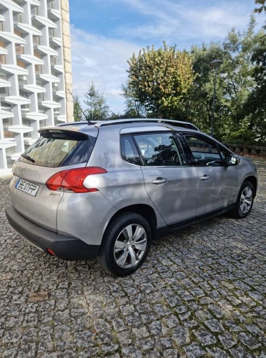Peugeot 2008 1.6 HDi 2013 – 171.000km – Económico e fiável