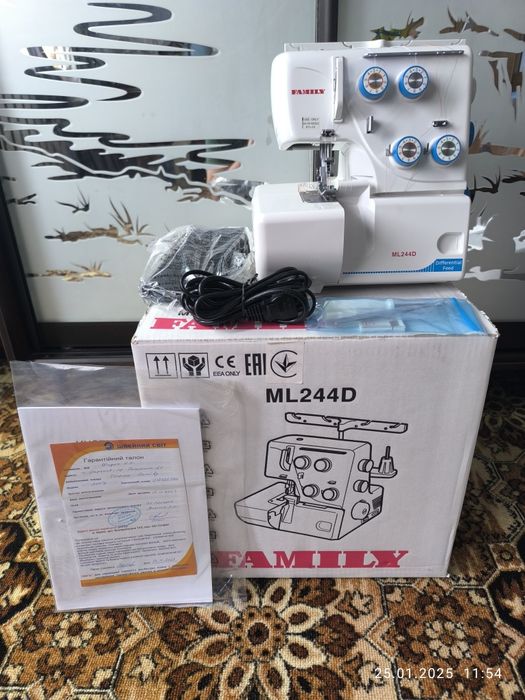 Оверлок Family ml 244D
