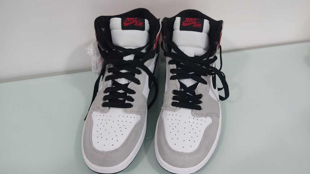 Nike Air Jordan 1 light smoke grey high (NOVAS)