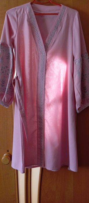 Продам сукню-вишиванку