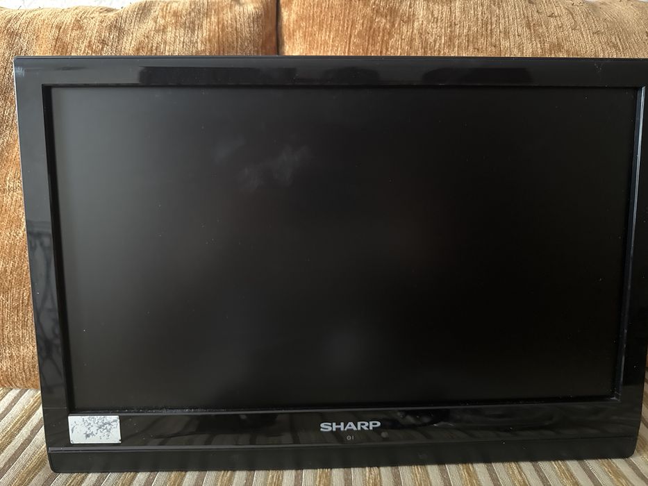 Продам ТВ  LCD SHARP  19дюйм