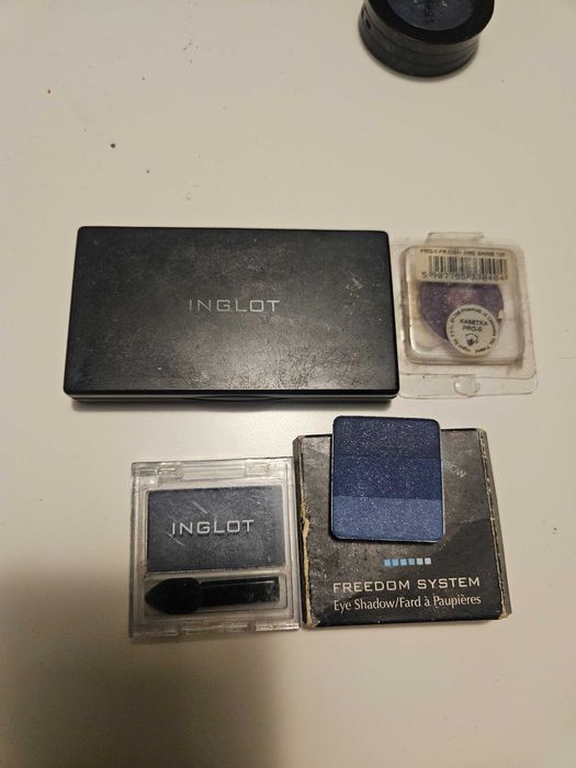 Cienie do powiek róże inglot bourjois avon