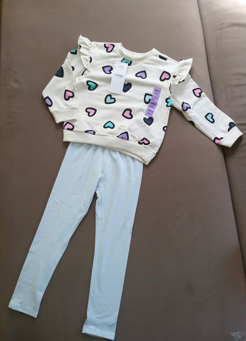 Костюмчик для дівчинки