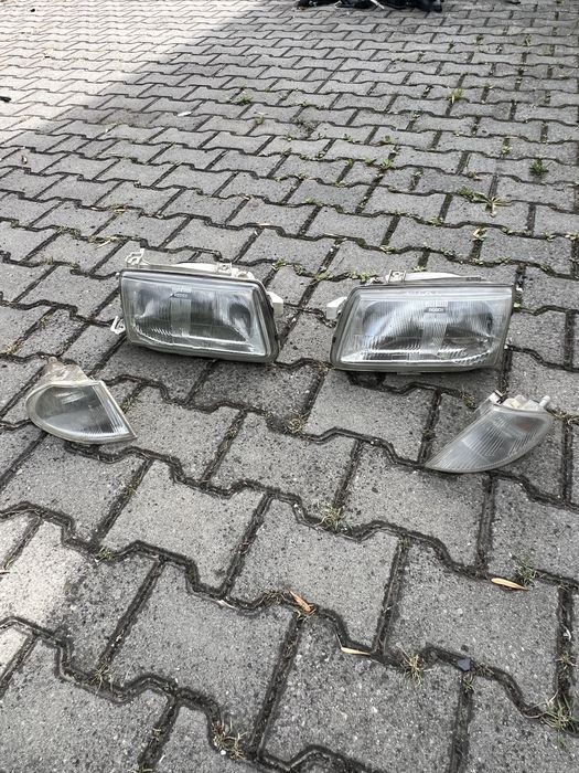 Komplet Reflektorów Lampy Przód Kierunkowskazy Opel Astra F Oryginał Bosch